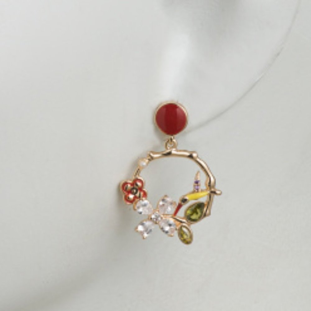 NWT  Betsey Johnson CZ FLOWER HUMMINGBIRD EARRINGS - Picture 8 of 8